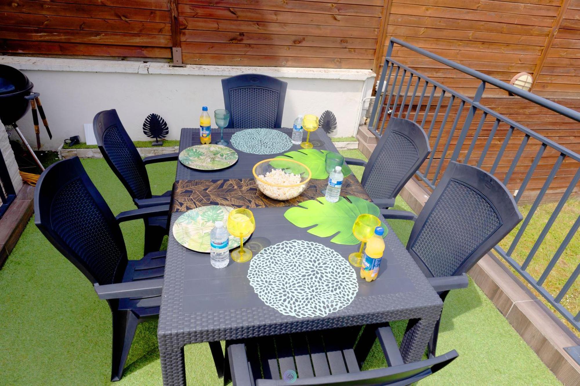 The Silent Green Lounge, Noisiel Exterior photo